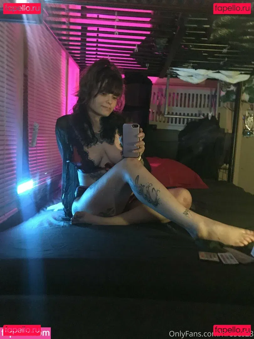 myrose0413 Onlyfans Photo Gallery 