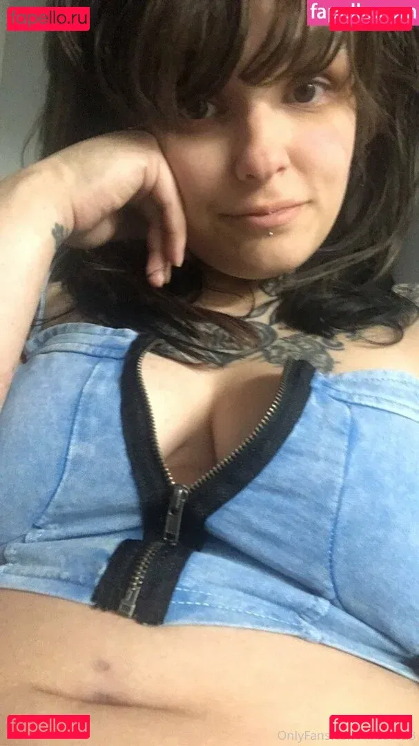 myrose0413 Onlyfans Photo Gallery 