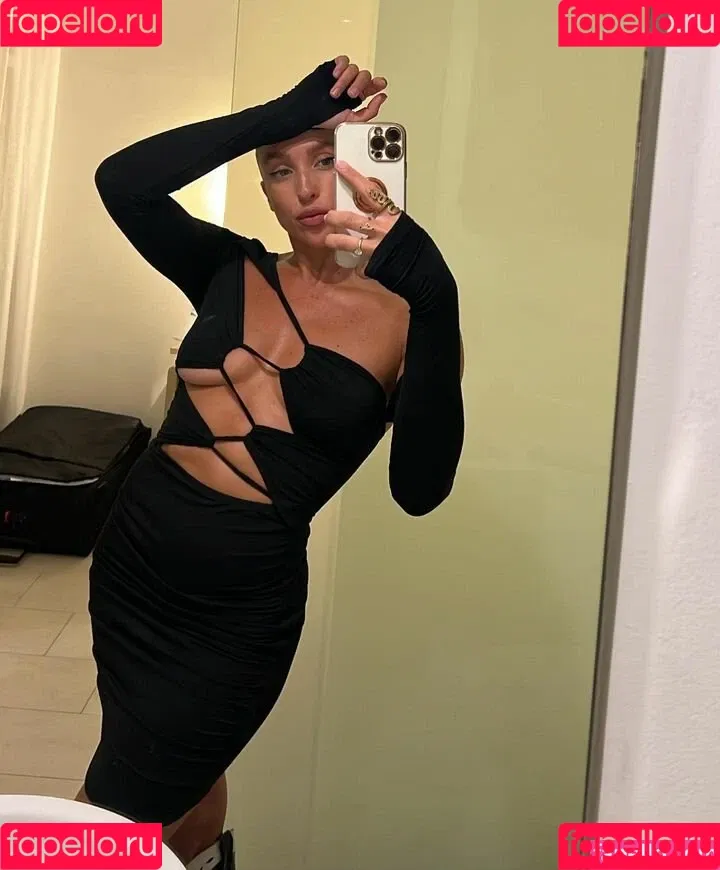 Carlotad26 Onlyfans Photo Gallery 