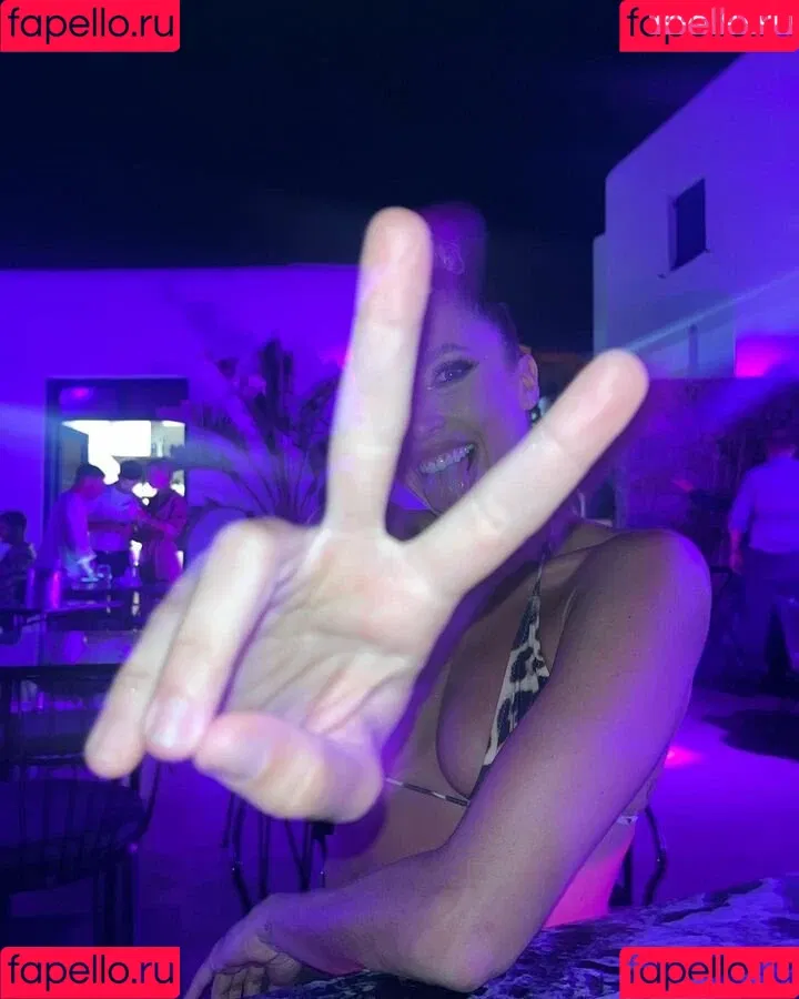Carlotad26 Onlyfans Photo Gallery 