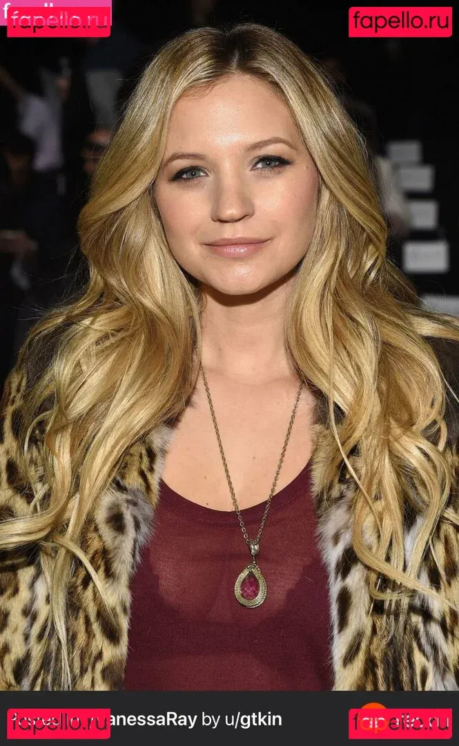 Vanessa Ray Onlyfans Photo Gallery 