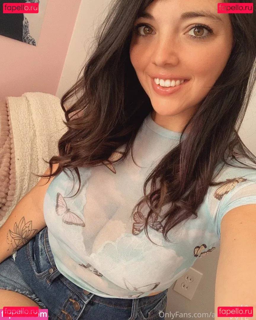 Vanessa Ray Onlyfans Photo Gallery 