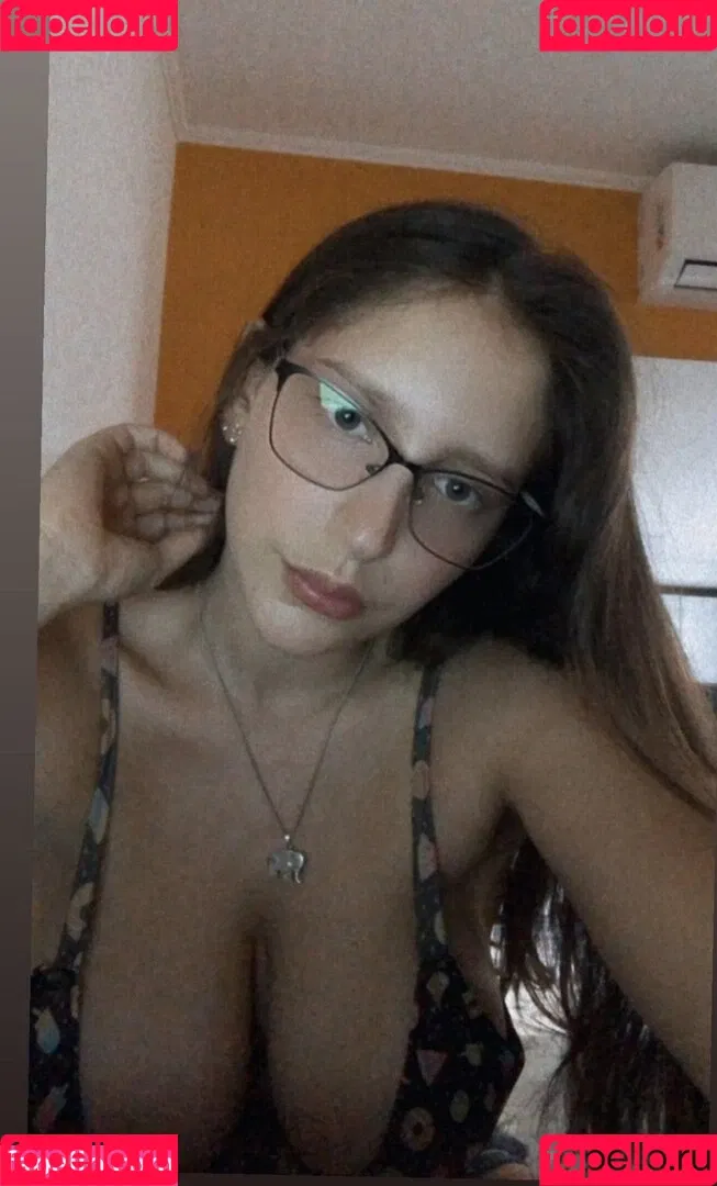 Ludmila Luquez Onlyfans Photo Gallery 