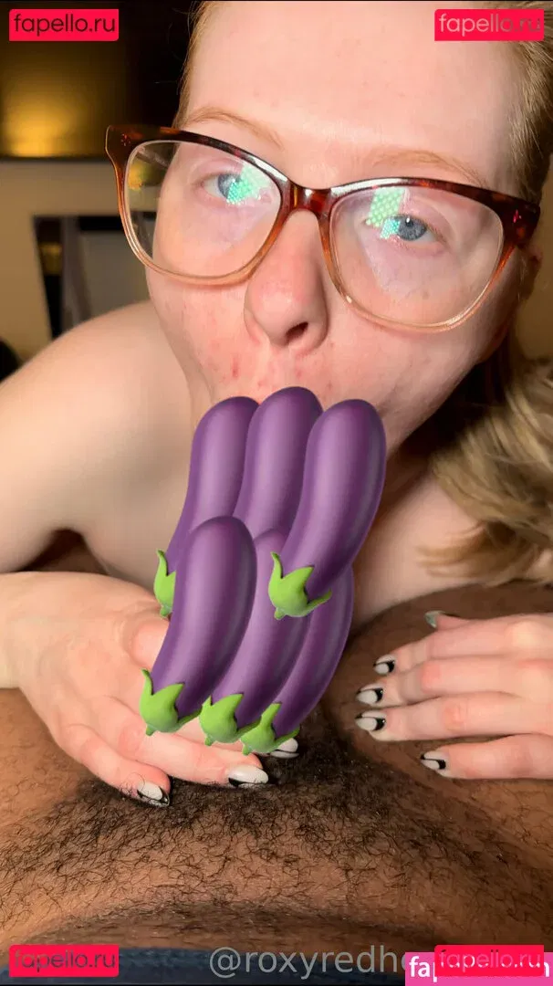 roxyredheadxoxo Onlyfans Photo Gallery 