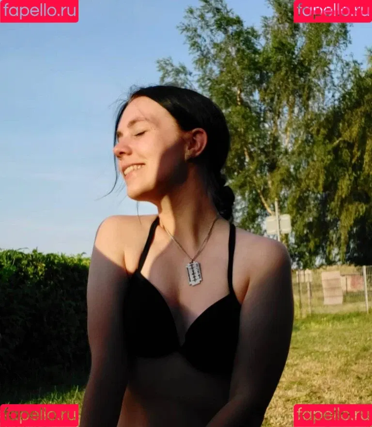 silversparkles Onlyfans Photo Gallery 