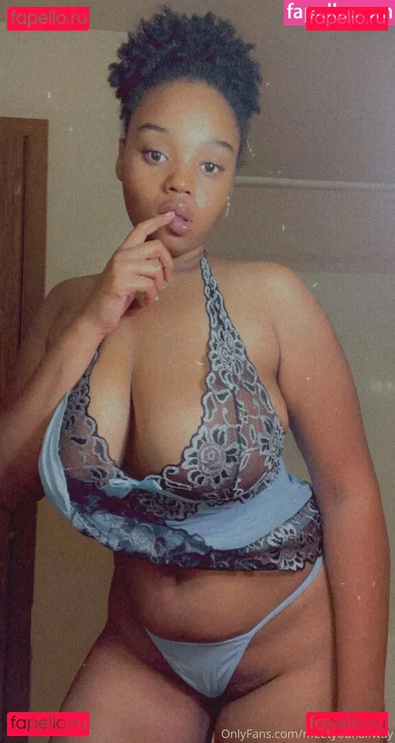 meetyouhalfway Onlyfans Photo Gallery 