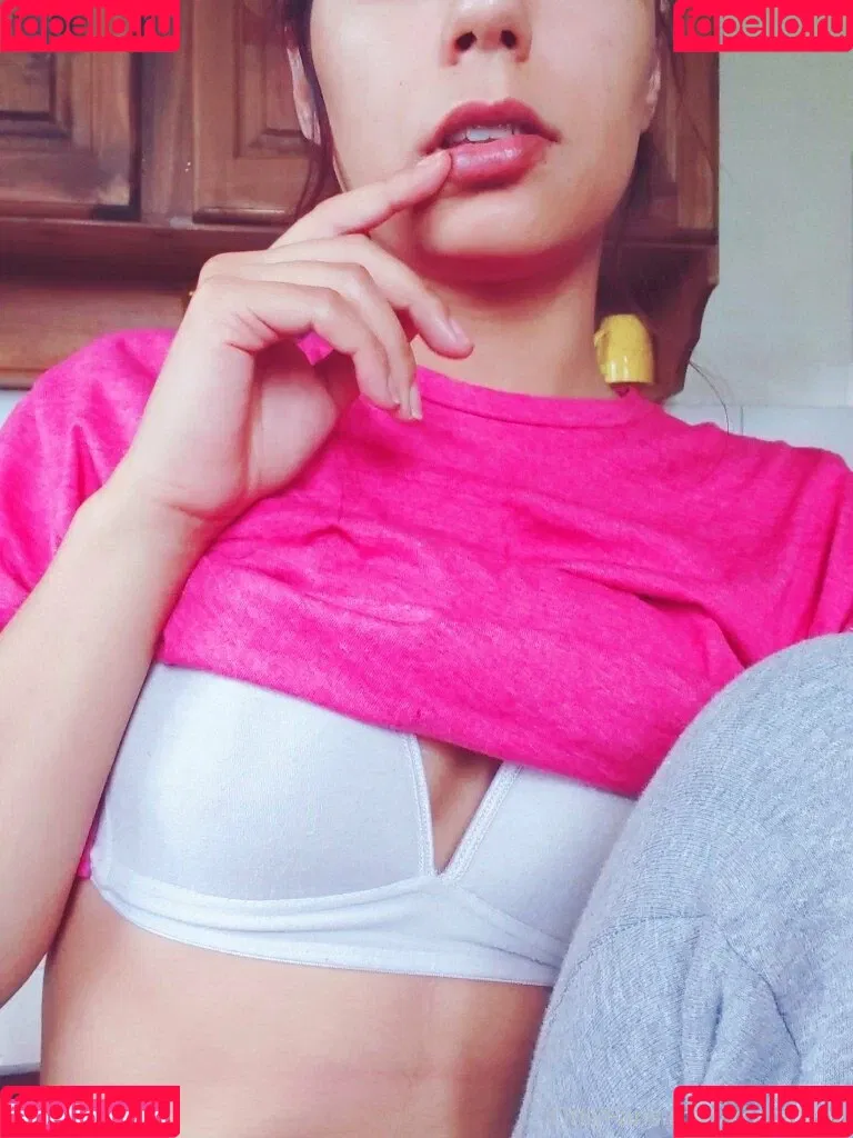xcamilitax Onlyfans Photo Gallery 