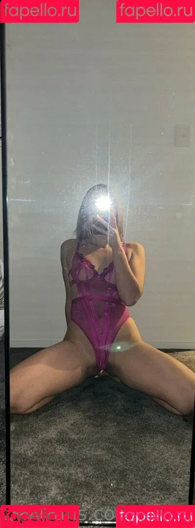 olivia_aivilo Onlyfans Photo Gallery 