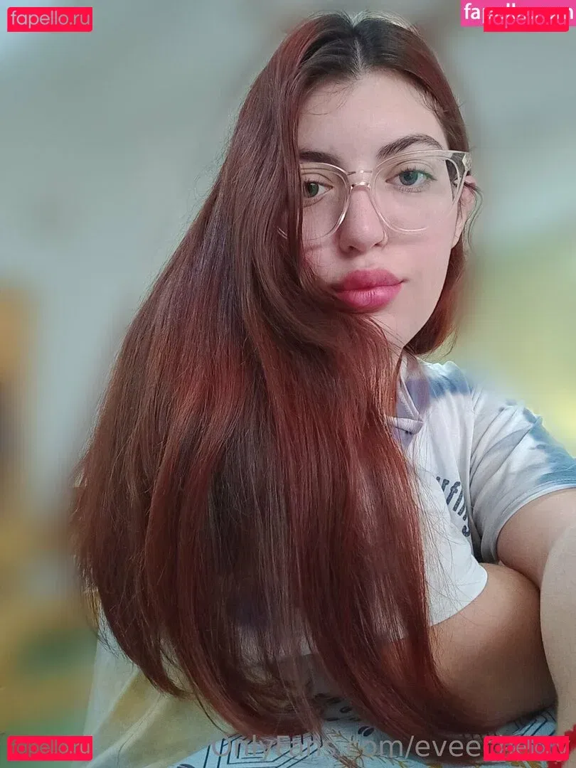 eveecherry Onlyfans Photo Gallery 