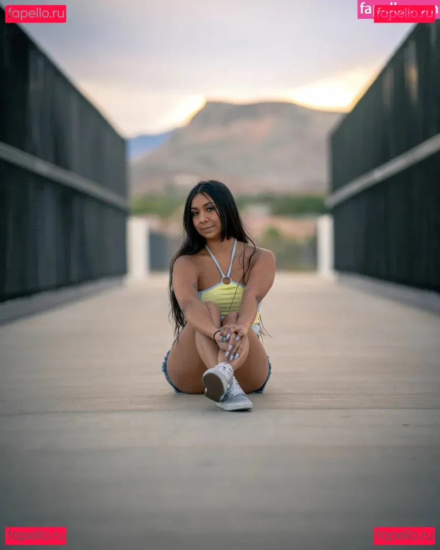 Jiselle Campos Onlyfans Photo Gallery 