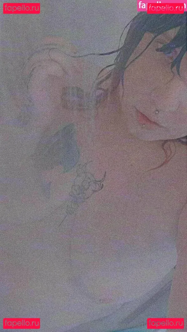 hornythickwife2 Onlyfans Photo Gallery 