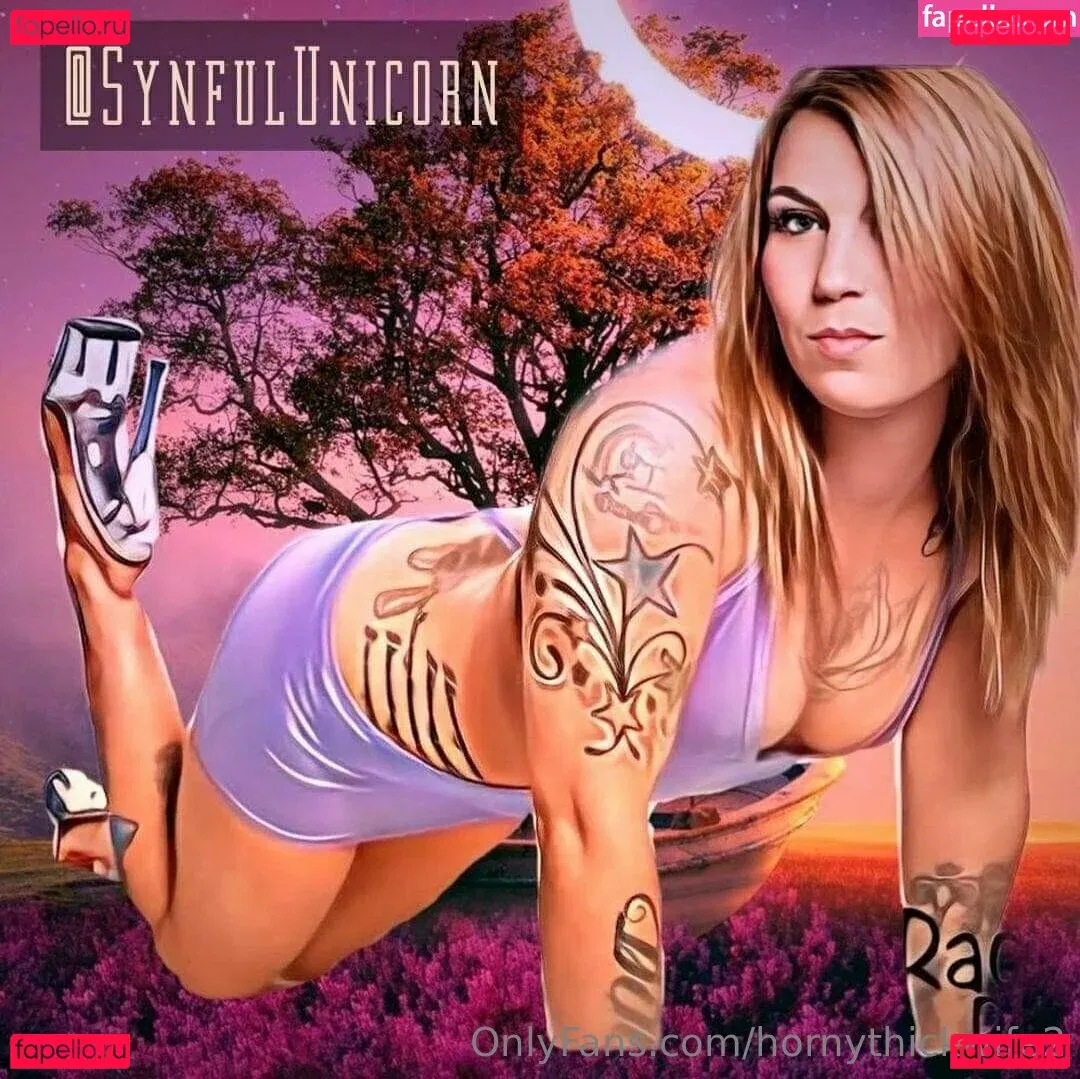 hornythickwife2 Onlyfans Photo Gallery 