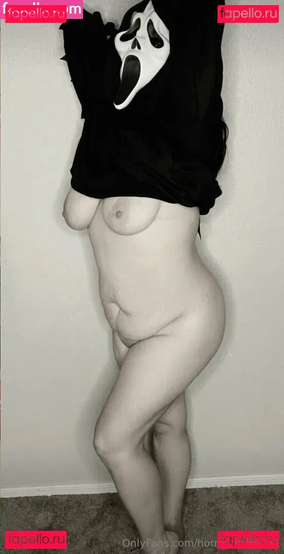 hornythickwife2 Onlyfans Photo Gallery 