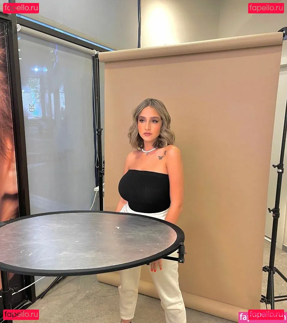 Noa Perets Onlyfans Photo Gallery 