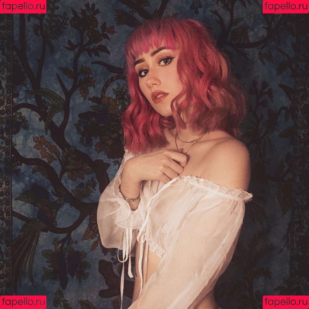 Carly Grace Onlyfans Photo Gallery 