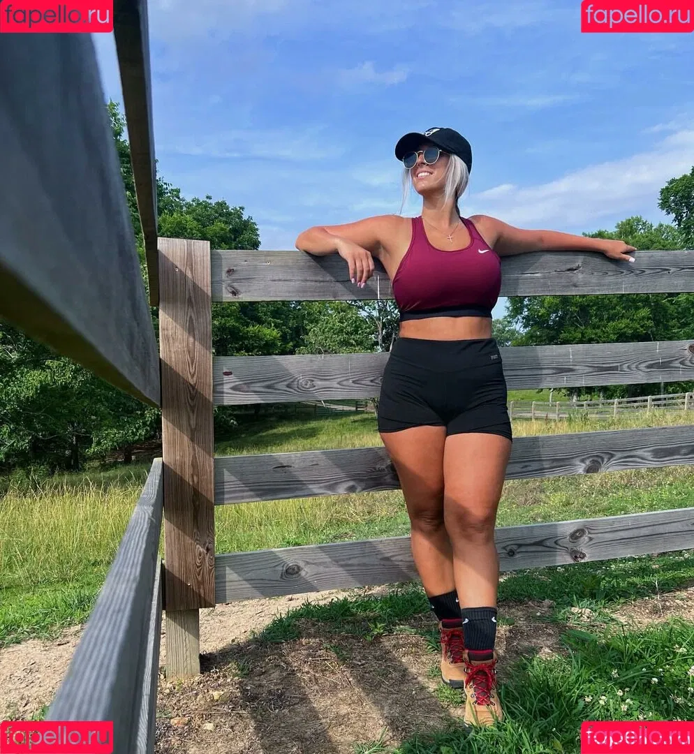 Hannah Murrell Onlyfans Photo Gallery 