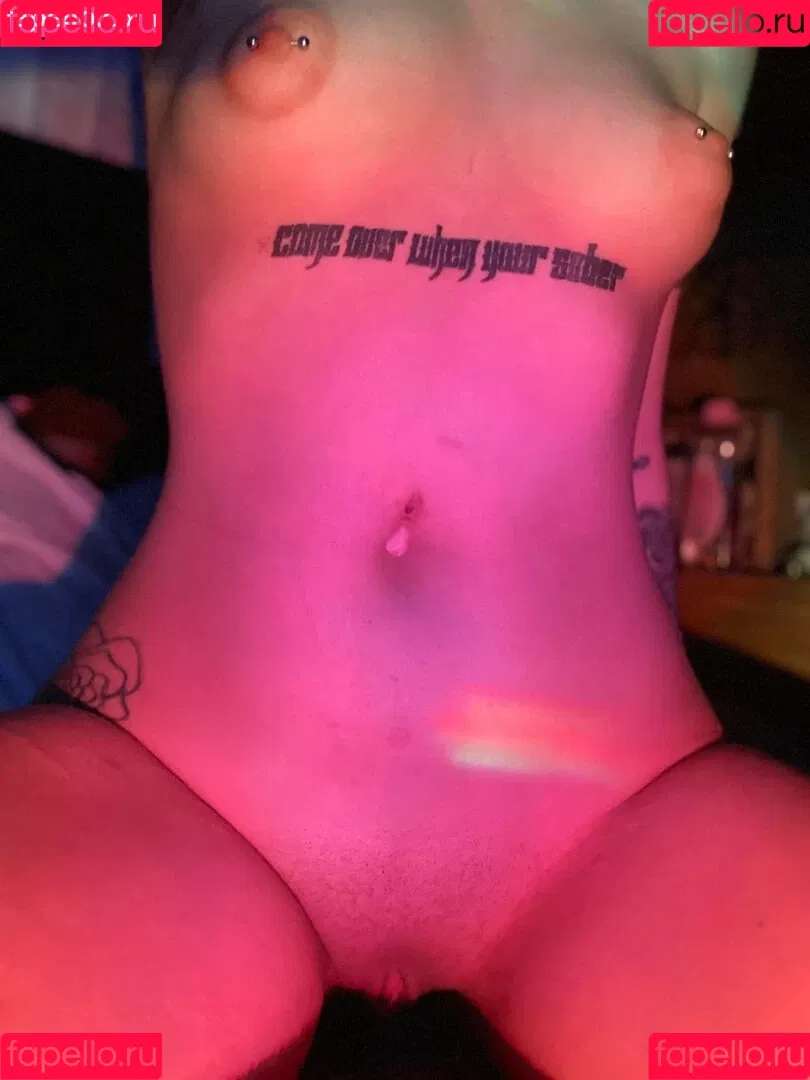 applebottomjeanz Onlyfans Photo Gallery 