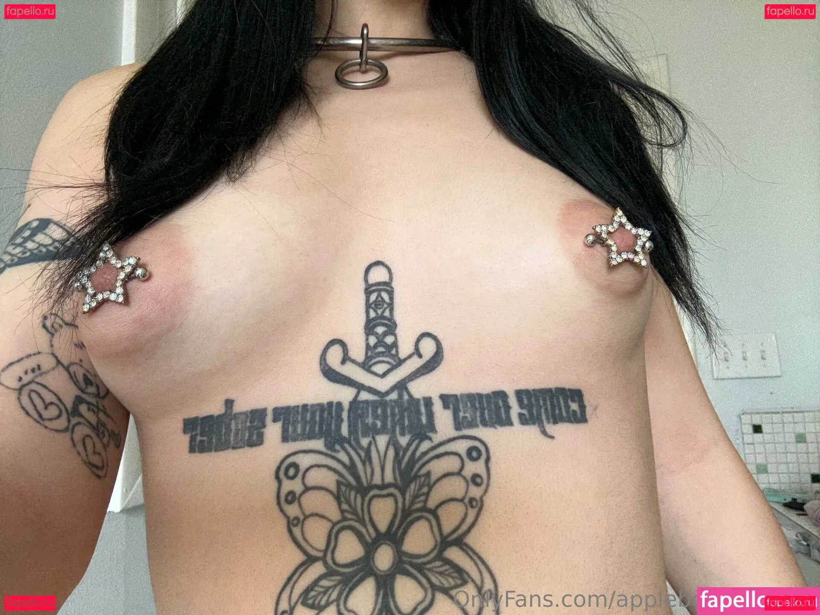 applebottomjeanz Onlyfans Photo Gallery 