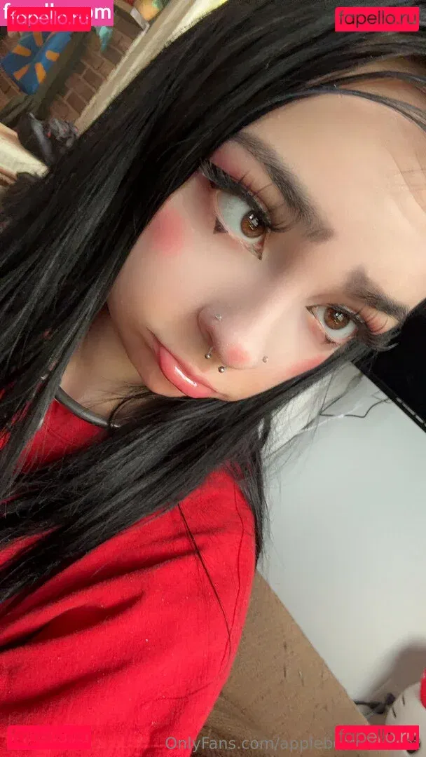 applebottomjeanz Onlyfans Photo Gallery 