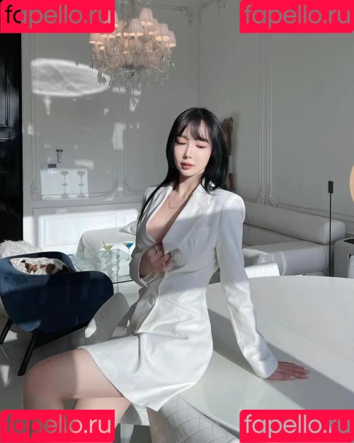 LunaKim Onlyfans Photo Gallery 