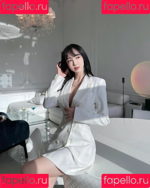 LunaKim Onlyfans Photo Gallery 