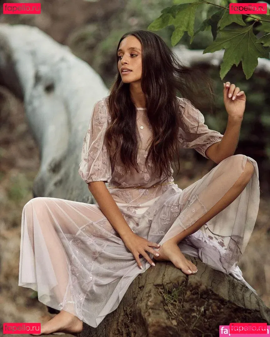 zoeymorena Onlyfans Photo Gallery 