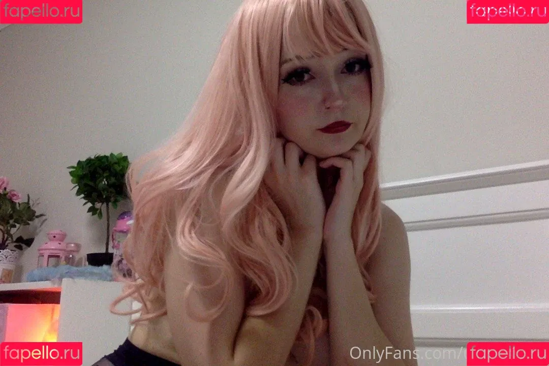 Bambiskii Onlyfans Photo Gallery 