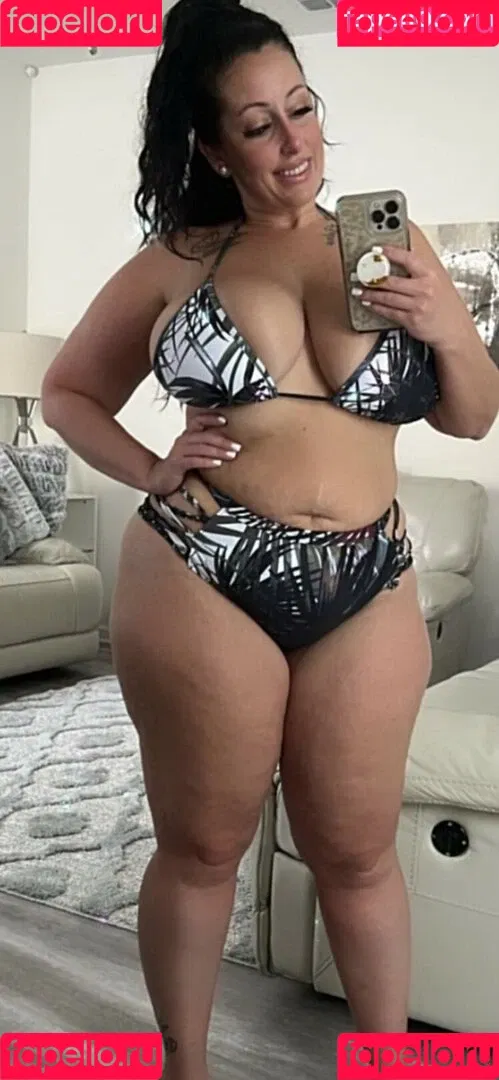 Thickitalianmami Onlyfans Photo Gallery 