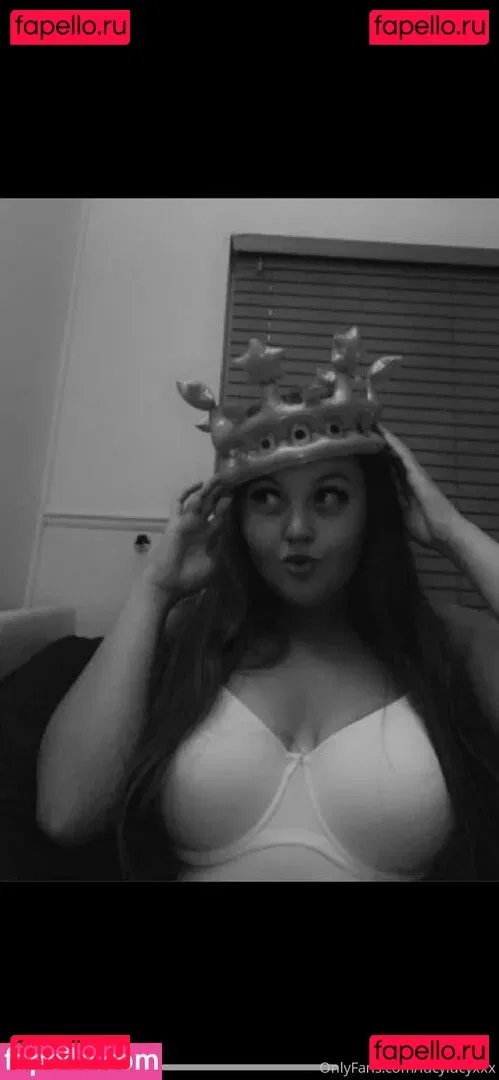 lucylucyxxx Onlyfans Photo Gallery 