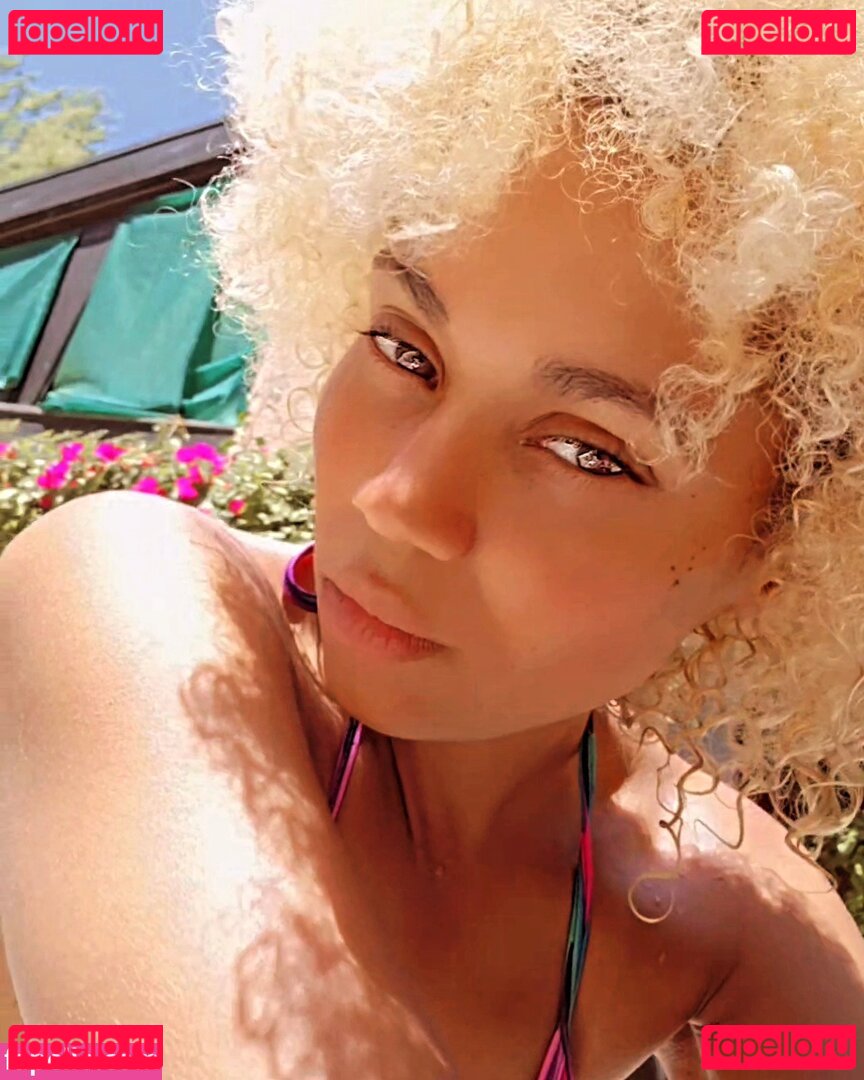 Taibitties Nude Onlyfans Photo 12