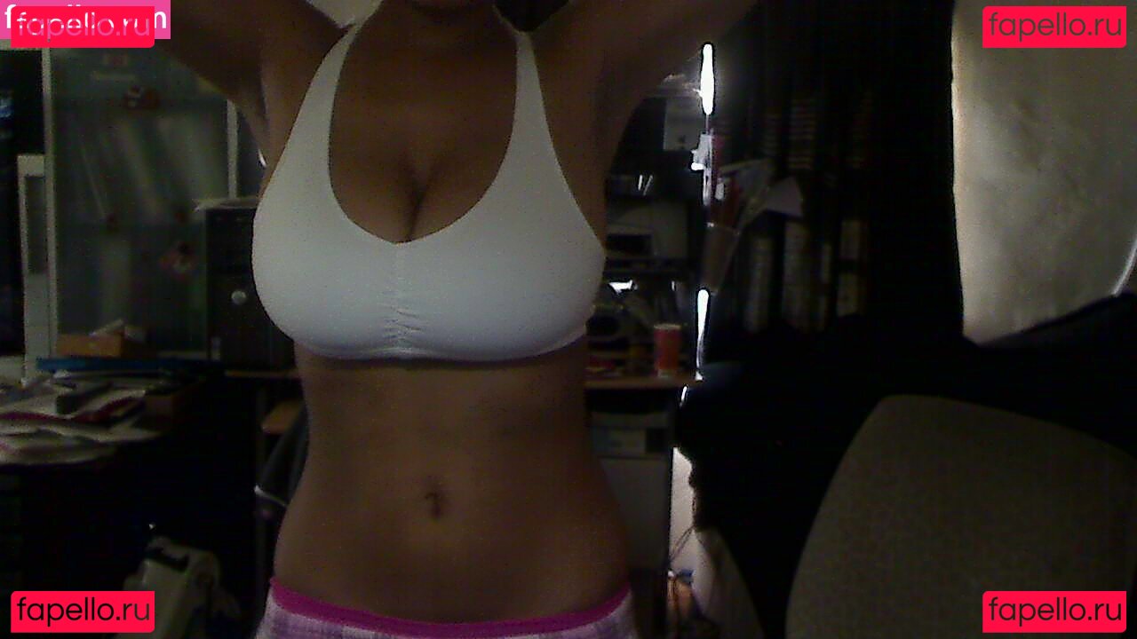 Taibitties Nude Onlyfans Photo 9