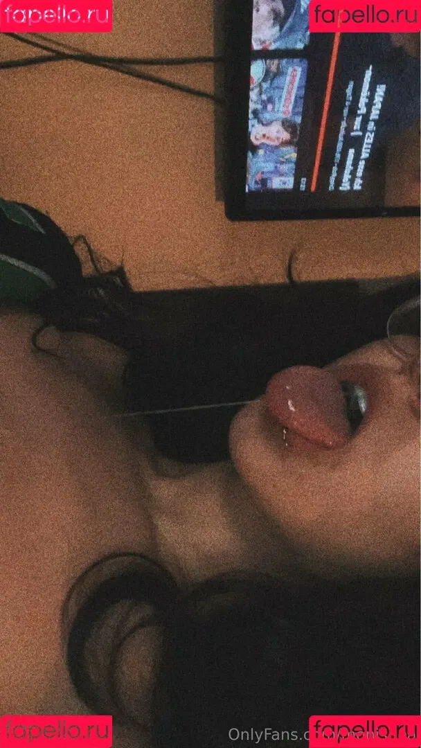monisuea Onlyfans Photo Gallery 