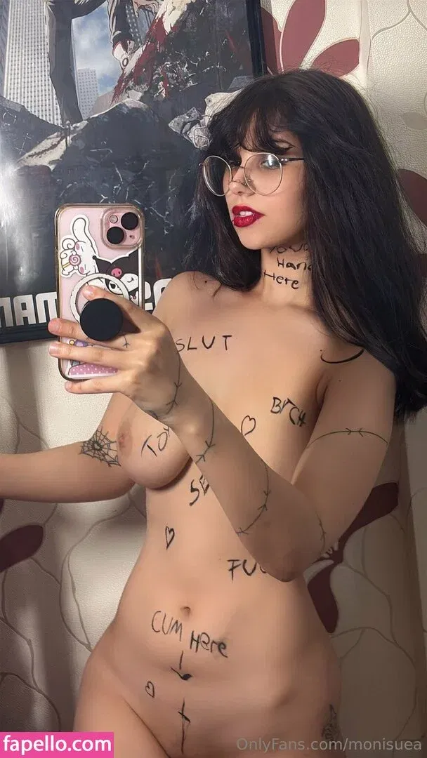 monisuea Onlyfans Photo Gallery 