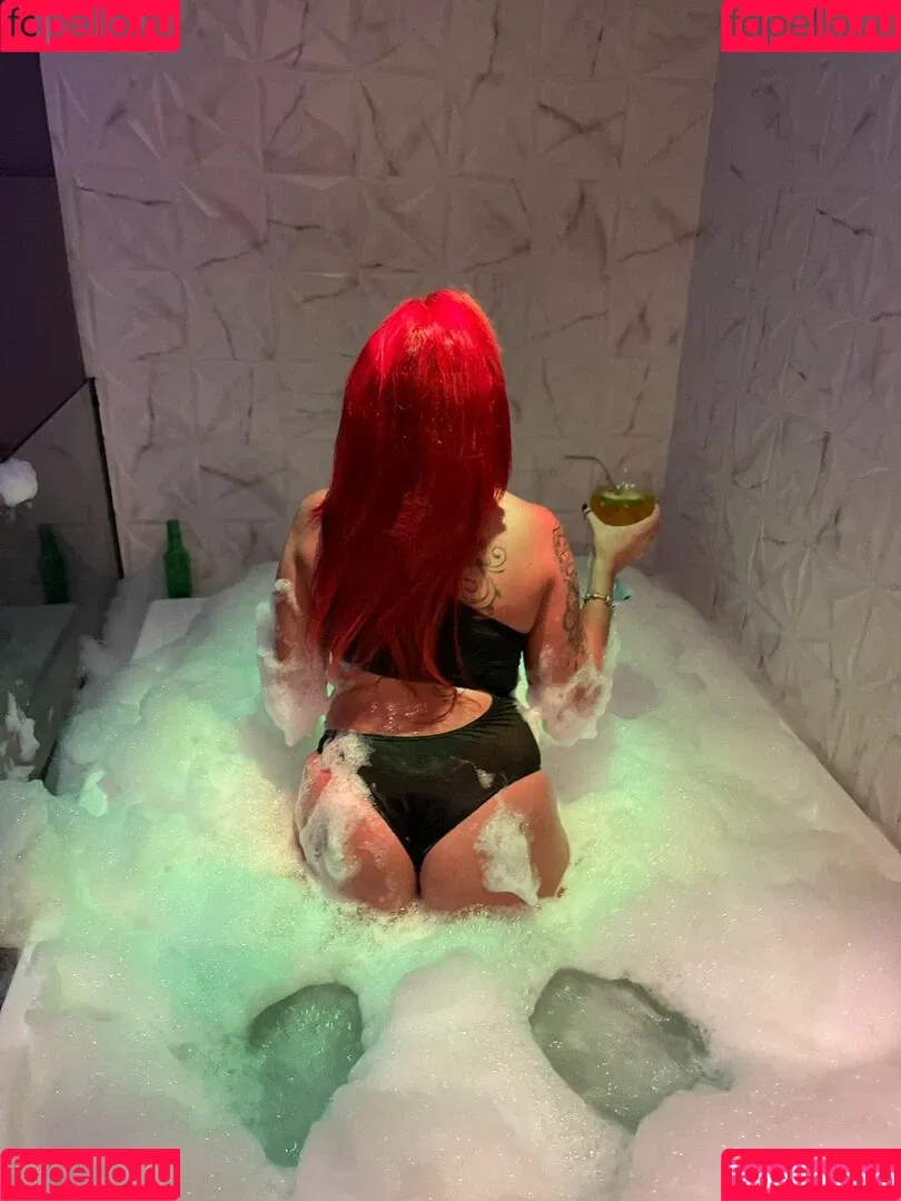 NathFox Onlyfans Photo Gallery 