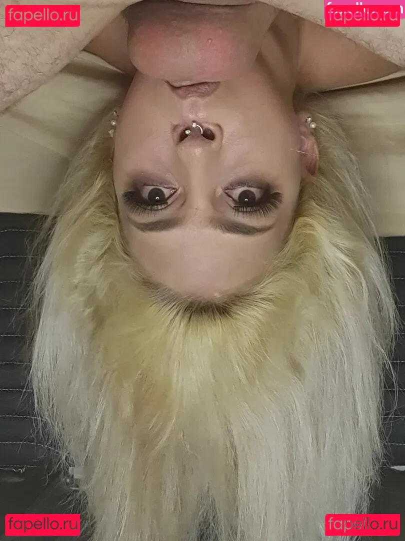 NathFox Onlyfans Photo Gallery 