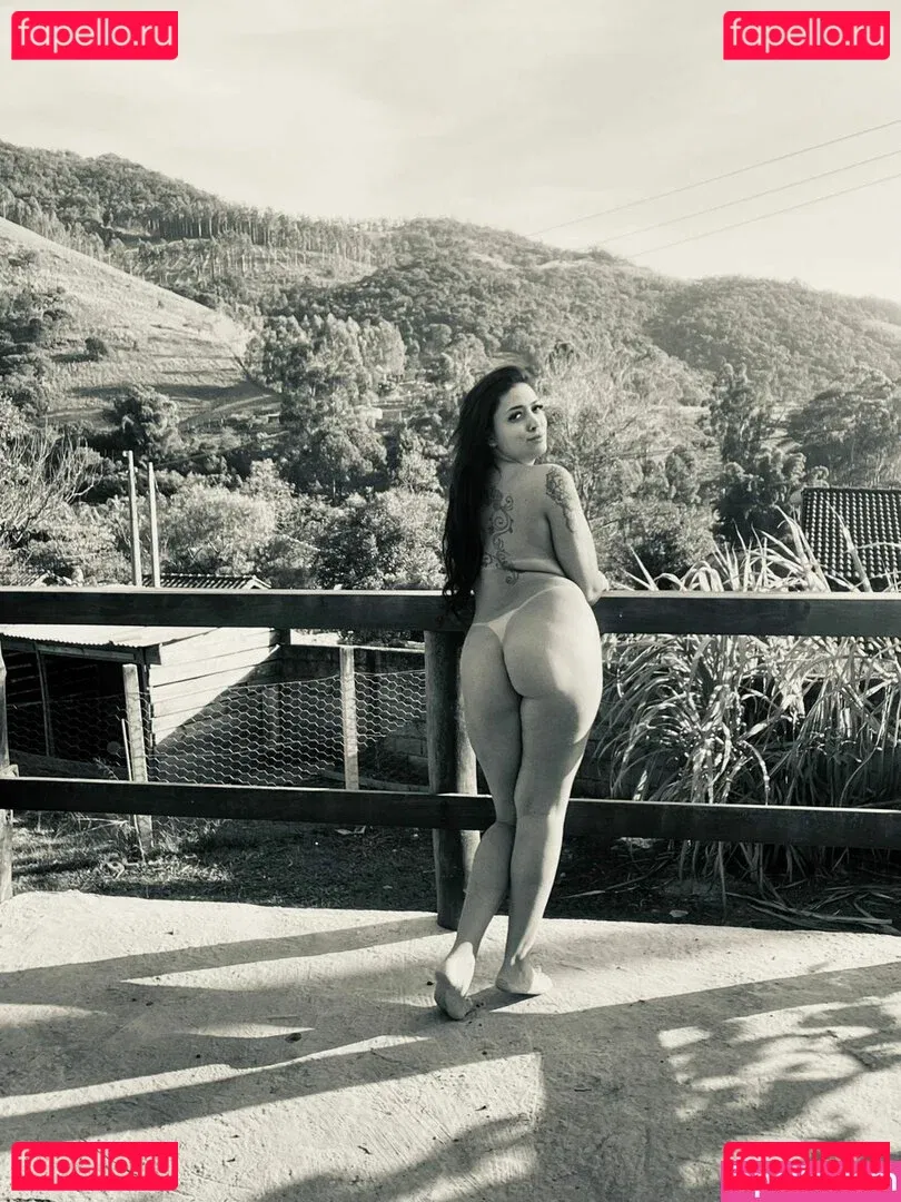 NathFox Onlyfans Photo Gallery 