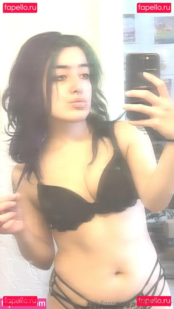 nayinthebay Onlyfans Photo Gallery 