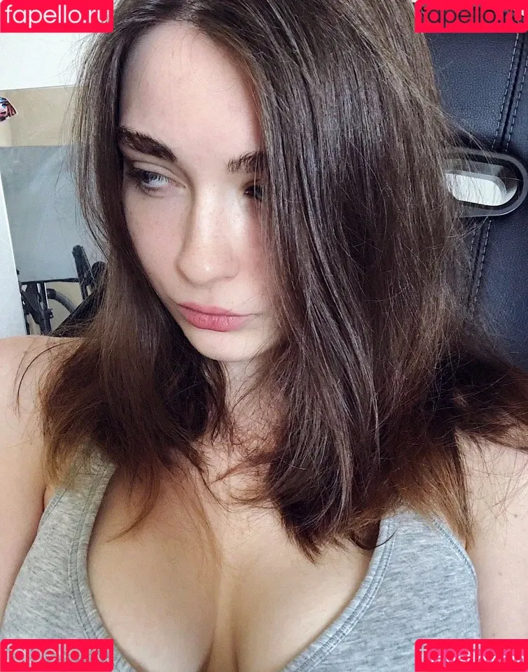 Arina Berdnikova Onlyfans Photo Gallery 