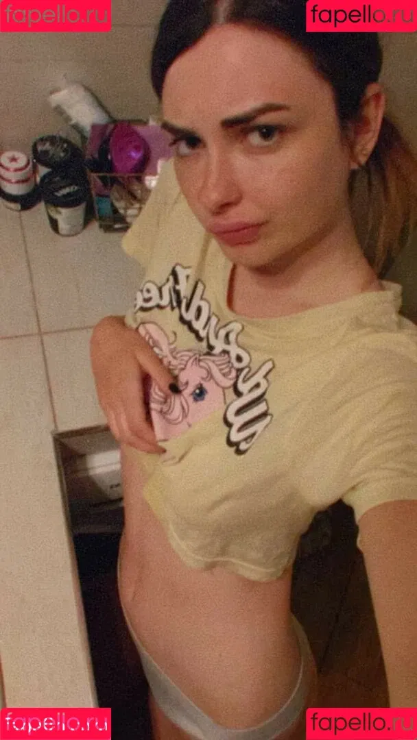 Arina Berdnikova Onlyfans Photo Gallery 