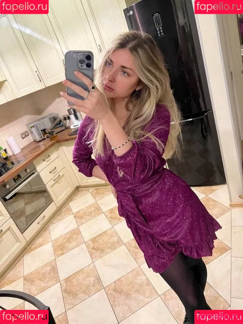 Arina Berdnikova Onlyfans Photo Gallery 