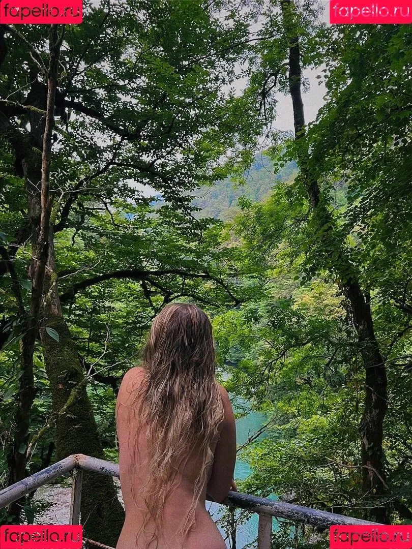 Arina Berdnikova Onlyfans Photo Gallery 