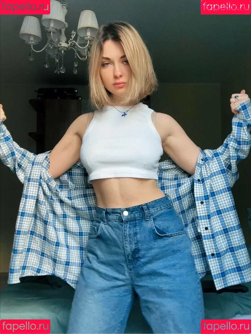 Arina Berdnikova Onlyfans Photo Gallery 