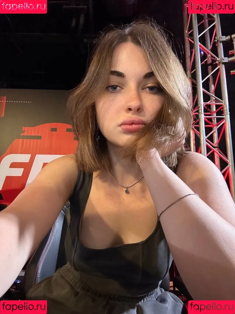 Arina Berdnikova Onlyfans Photo Gallery 