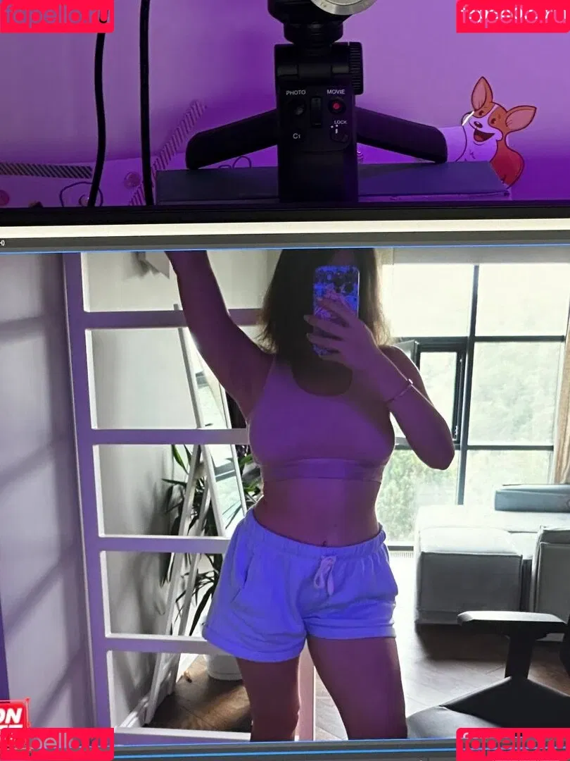 Arina Berdnikova Onlyfans Photo Gallery 