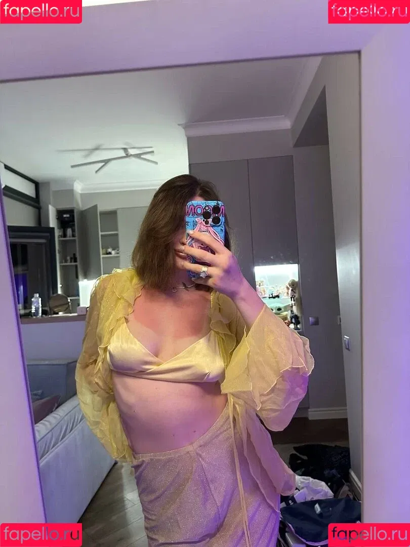 Arina Berdnikova Onlyfans Photo Gallery 