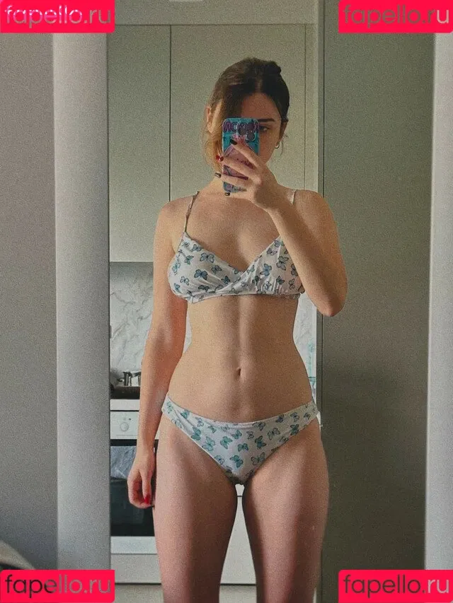 Arina Berdnikova Onlyfans Photo Gallery 
