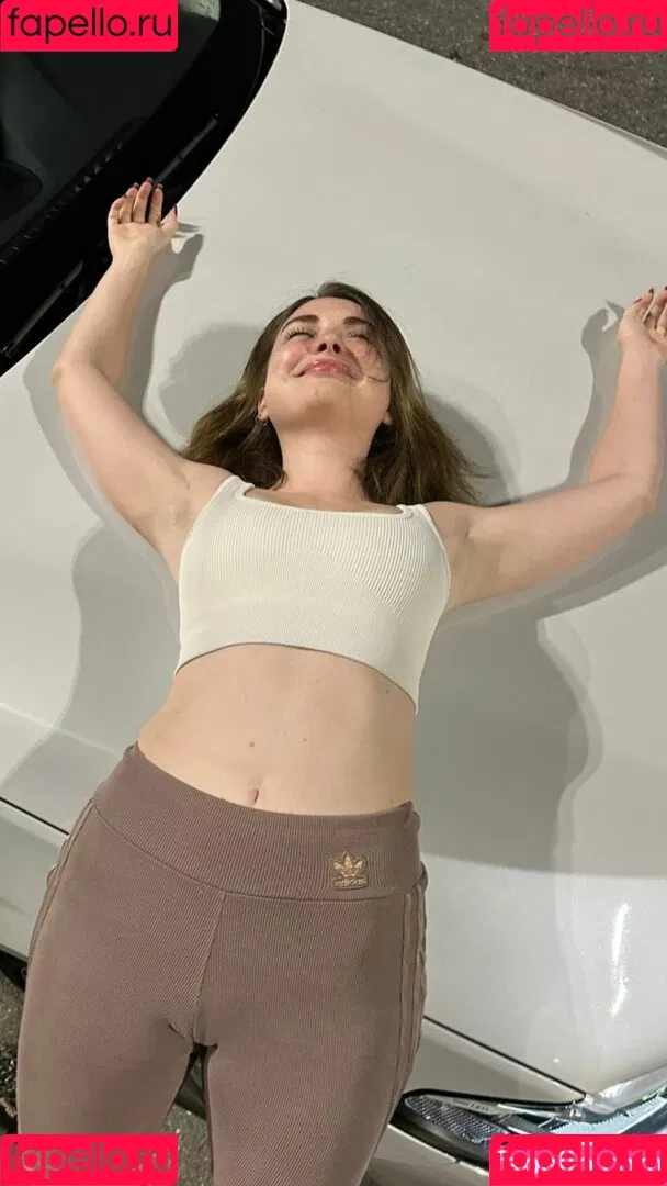 Arina Berdnikova Onlyfans Photo Gallery 