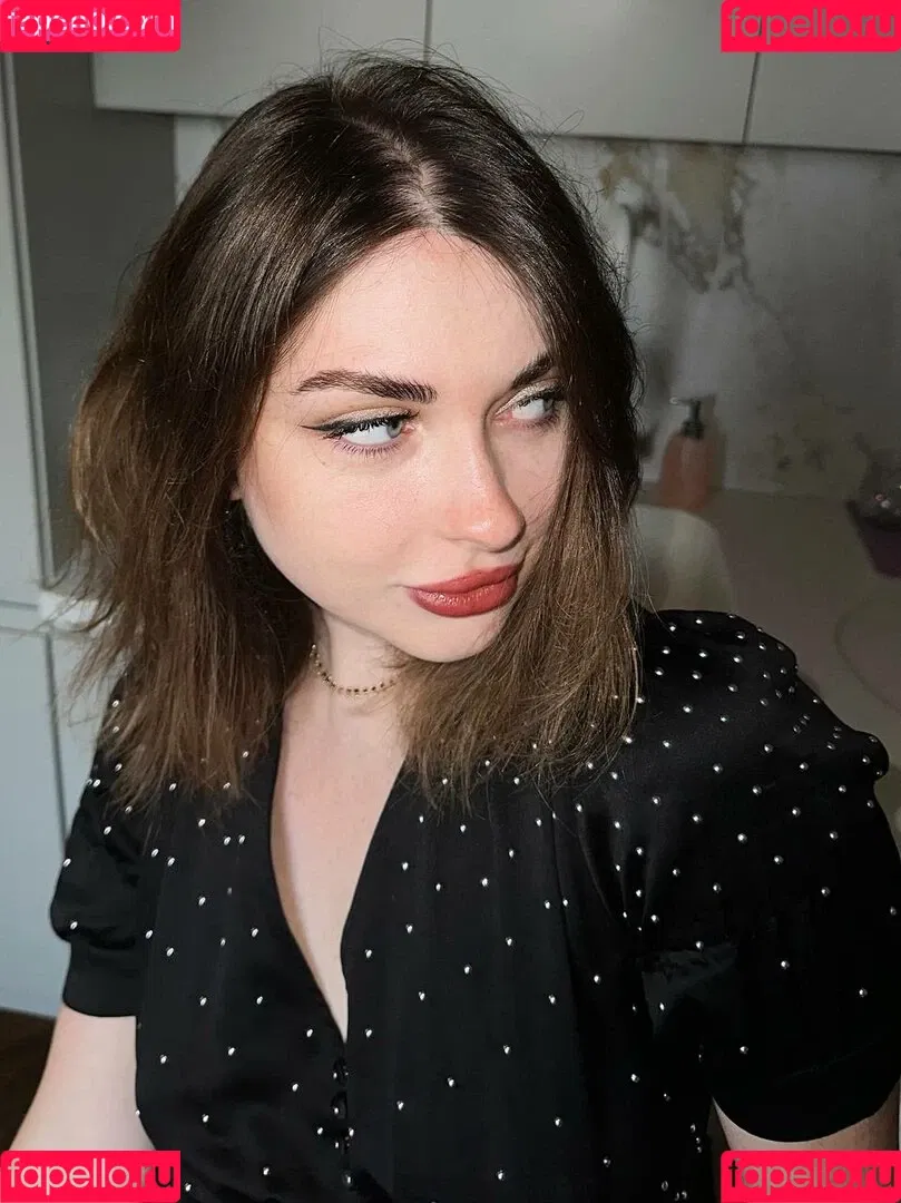 Arina Berdnikova Onlyfans Photo Gallery 