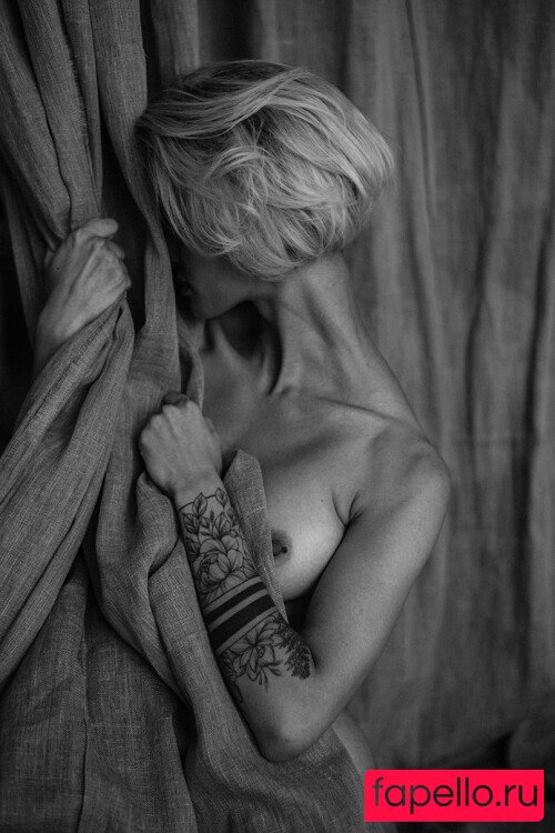 _vialentina_ Nude Onlyfans Photo 26