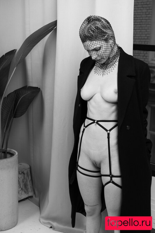 _vialentina_ Nude Onlyfans Photo 8